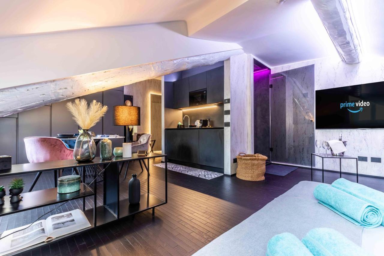 Quadrilatero Della Moda- Luxury Loft In The Heart Of The Fashion District 米兰 外观 照片